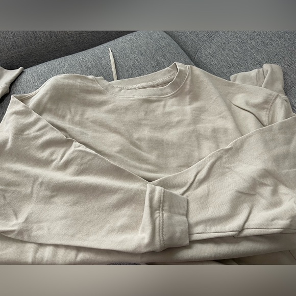 Matching Set - Picture 3 of 4